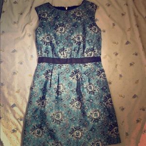 LOFT l Petite- sized Paisley printed dress